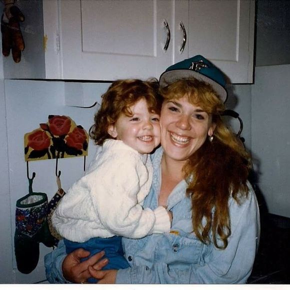 Meet your Posher, Kendra - Picture 1 of 1